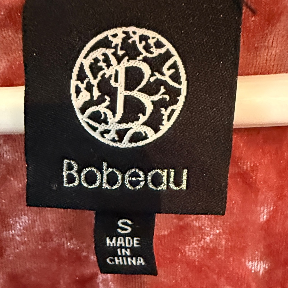 Bozzolo Women's Red Velvet Top - Picture 2 of 3